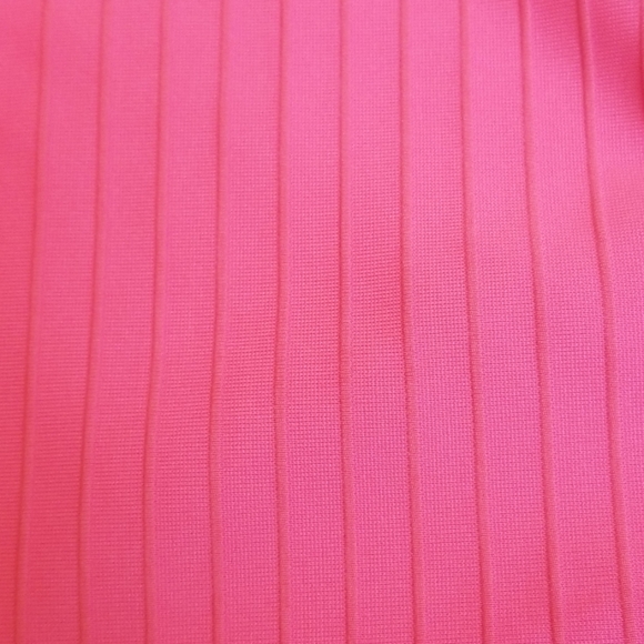 Pink Crop Top Size Small - Picture 5 of 5